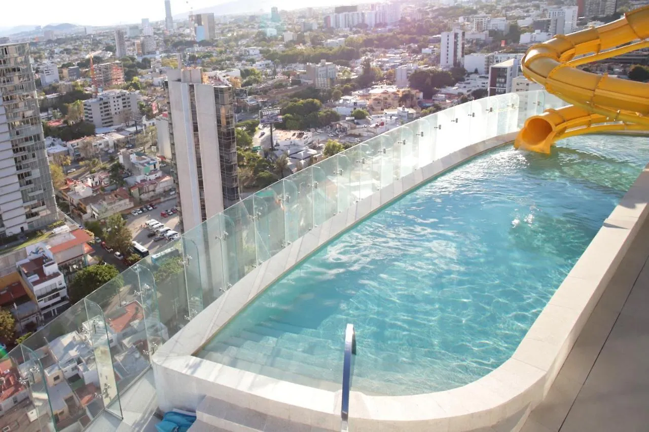 Апартаменты Luxetown - A Luxury Experience With Pool And Gym Гвадалахара